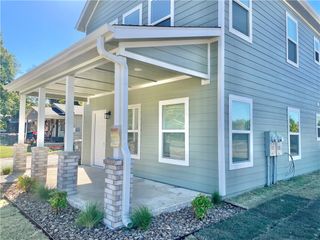 506 Park Street B, Springdale, AR 72764