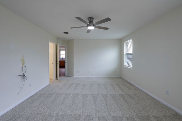 8422 Seven Hills Road, Arlington, TX 76002