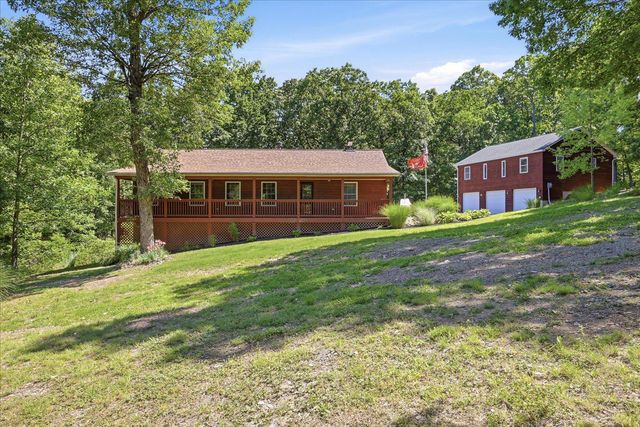 323 S TIMBER RIDGE RD, Cross Junction, VA 22625