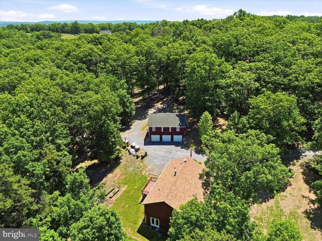 323 S TIMBER RIDGE RD, Cross Junction, VA 22625