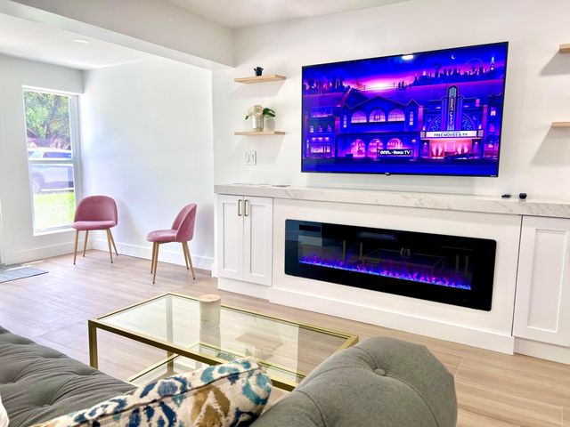 118 SW 9th Avenue, Delray Beach, FL 33444