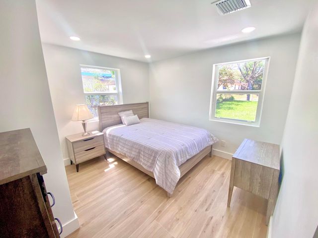 118 SW 9th Avenue, Delray Beach, FL 33444