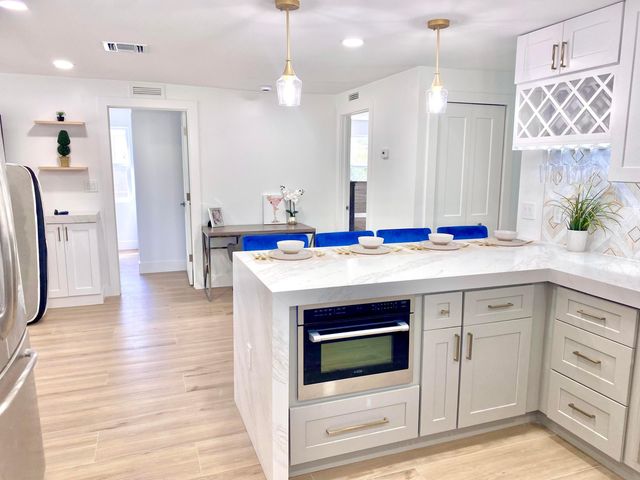 118 SW 9th Avenue, Delray Beach, FL 33444