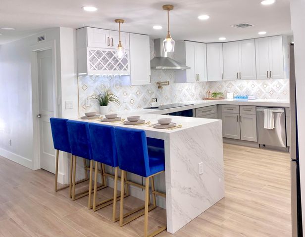 118 SW 9th Avenue, Delray Beach, FL 33444