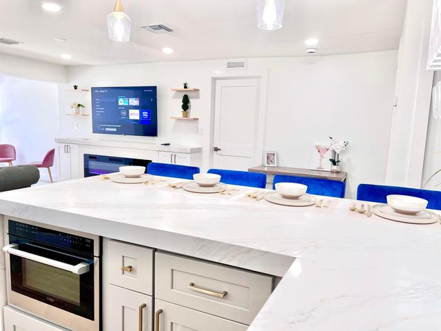 118 SW 9th Avenue, Delray Beach, FL 33444