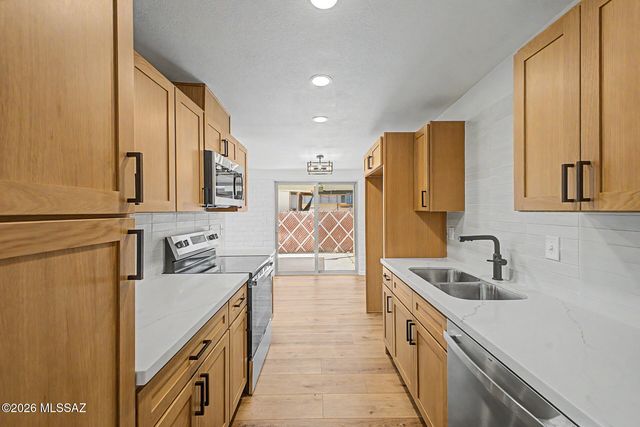 3402 S Kolb Road, Tucson, AZ 85730