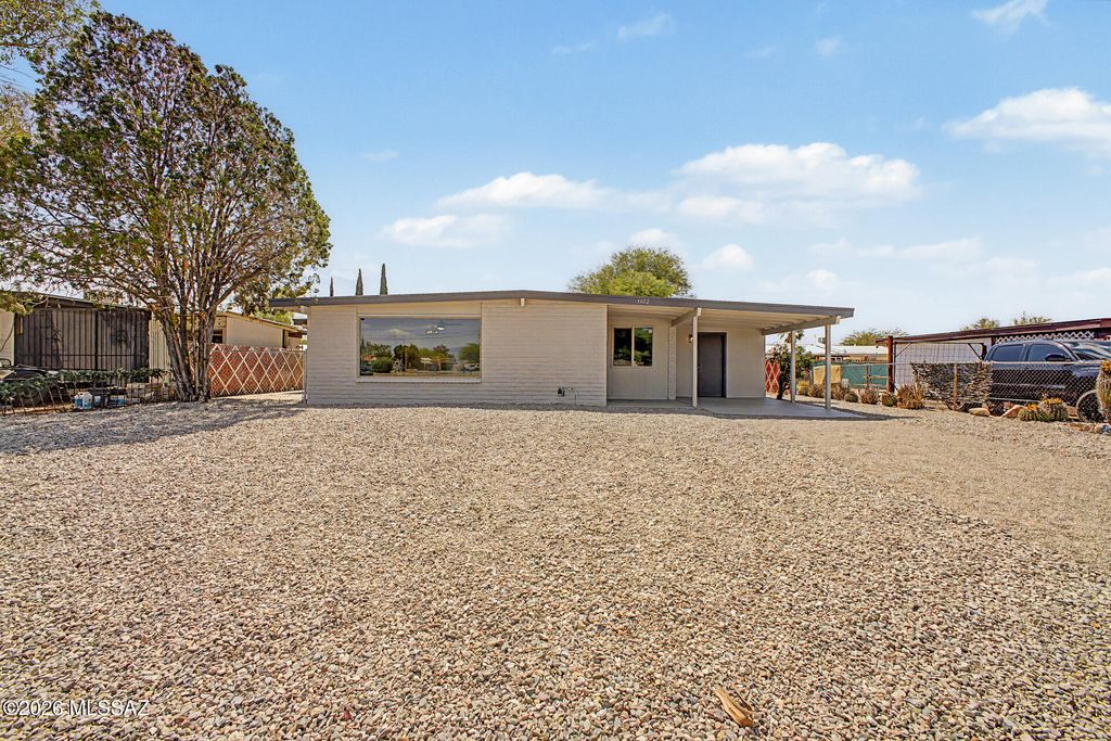 3402 S Kolb Road, Tucson, AZ 85730