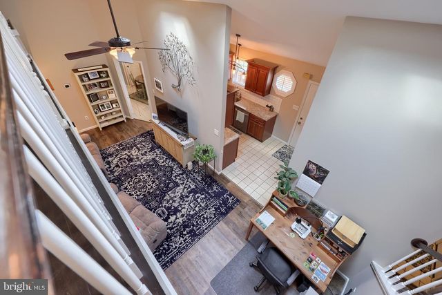 220 WINDING HILL DR, Lancaster, PA 17601