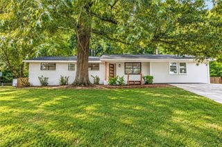 6065 Yucca Drive, Douglasville, GA 30135