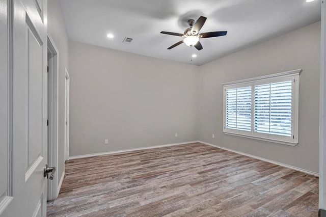 1907 N Fairgrounds Rd, Midland, TX 79705