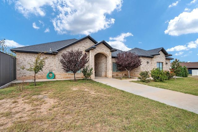 1907 N Fairgrounds Rd, Midland, TX 79705