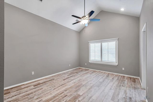 1907 N Fairgrounds Rd, Midland, TX 79705