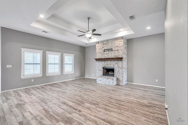 1907 N Fairgrounds Rd, Midland, TX 79705