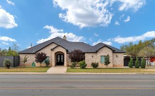 1907 N Fairgrounds Rd, Midland, TX 79705