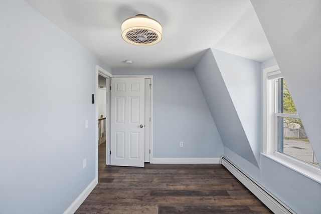 32 Harkaway Rd 32, North Andover, MA 01845