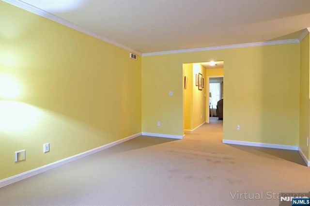 4 Chanda Court, Clifton, NJ 07012