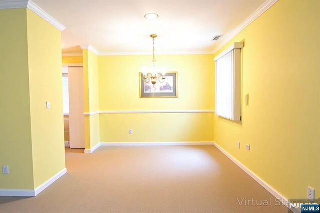 4 Chanda Court, Clifton, NJ 07012