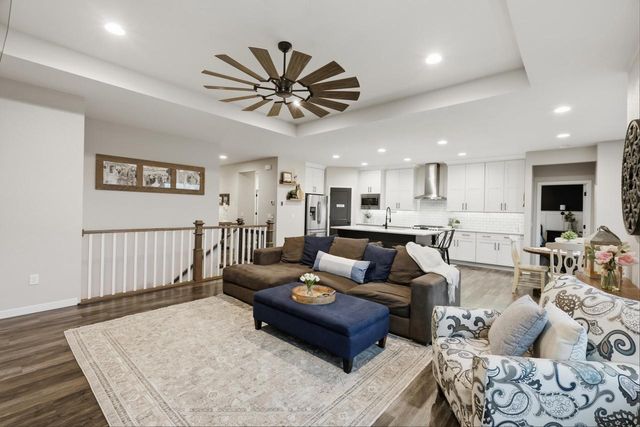 6071 Shooting Star Court, Mcfarland, WI 53558