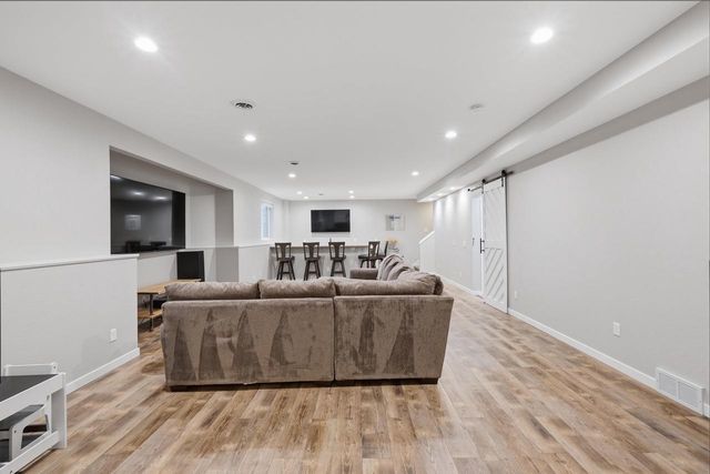 6071 Shooting Star Court, Mcfarland, WI 53558