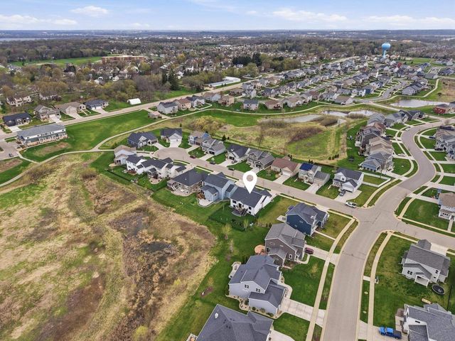 6071 Shooting Star Court, Mcfarland, WI 53558