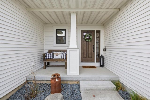 6071 Shooting Star Court, Mcfarland, WI 53558