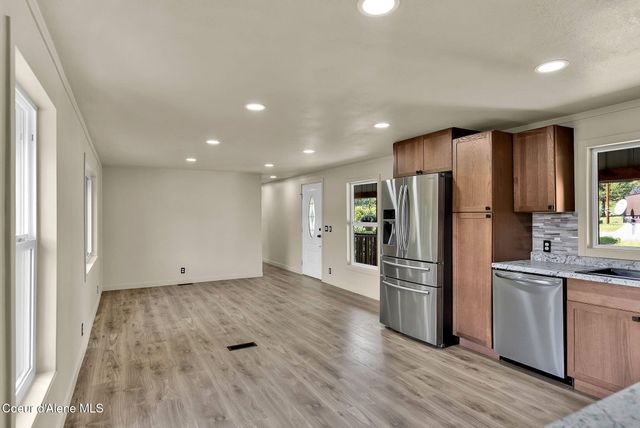 28128 N Highway 41, TRLR 40, Spirit Lake, ID 83869