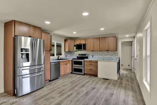 28128 N Highway 41, TRLR 40, Spirit Lake, ID 83869