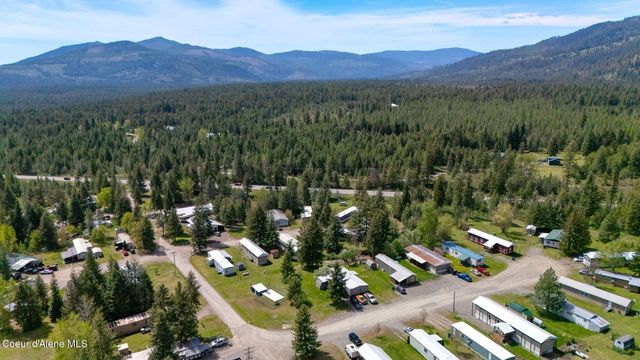28128 N Highway 41, TRLR 40, Spirit Lake, ID 83869