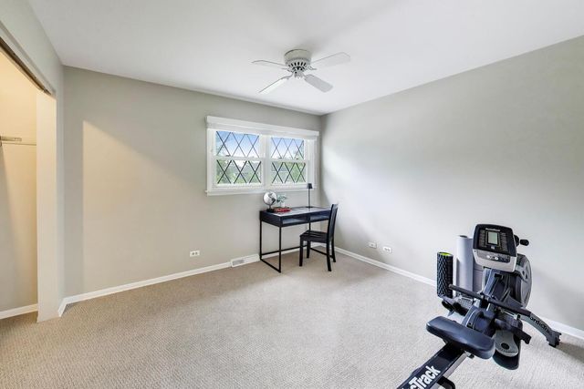 1207 W Thomas Street, Arlington Heights, IL 60004