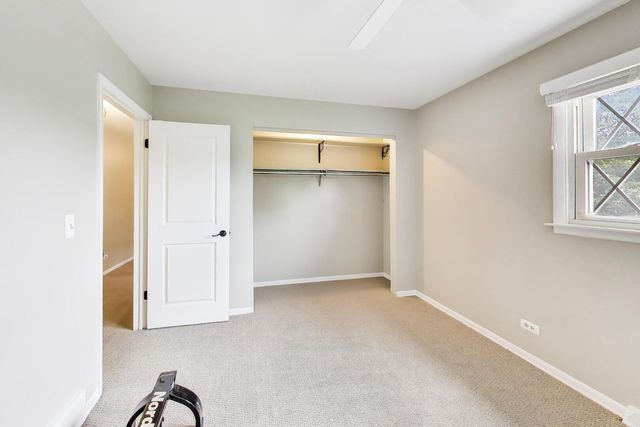 1207 W Thomas Street, Arlington Heights, IL 60004