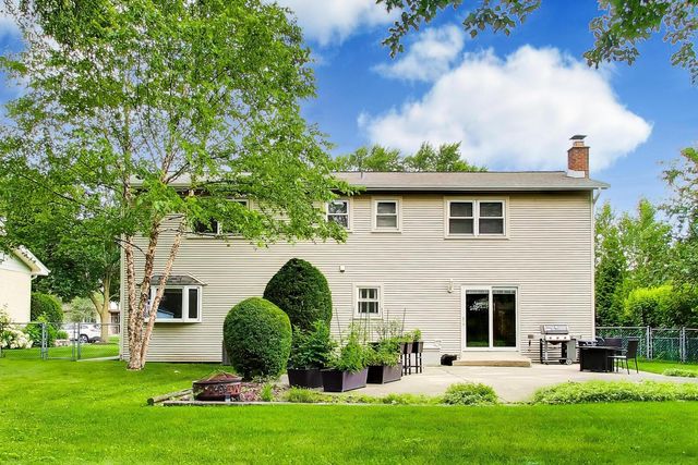 1207 W Thomas Street, Arlington Heights, IL 60004