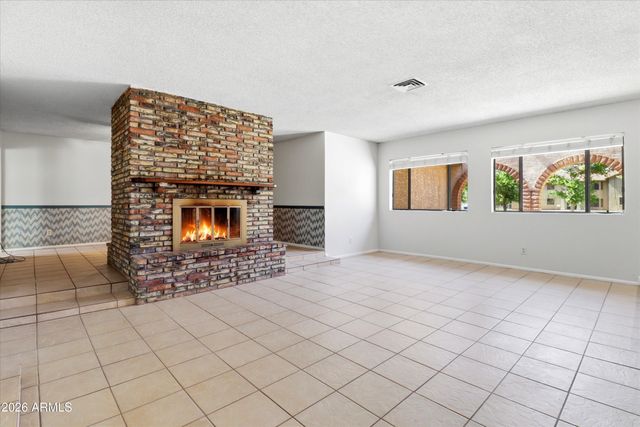 16205 E FAIRVIEW Street -, Gilbert, AZ 85295