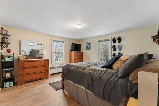 19 Woodlawn Road, Burlington, VT 05408