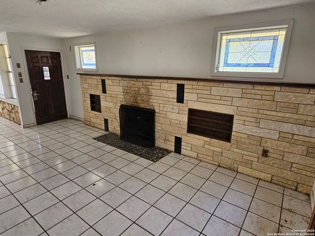 29 Green Cedar Rd., Boerne, TX 78006