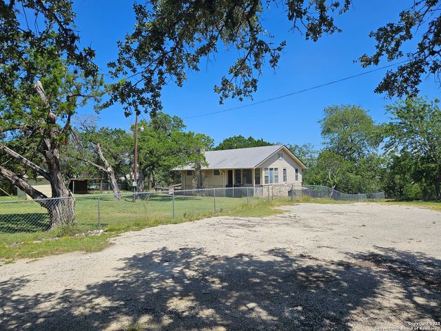 29 Green Cedar Rd., Boerne, TX 78006