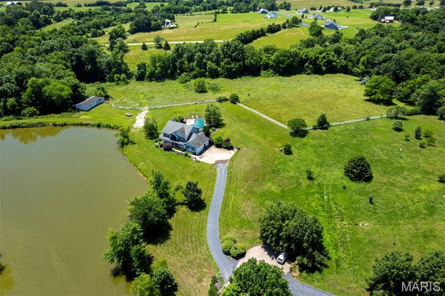 4765 Quail Run Road, Farmington, MO 63640