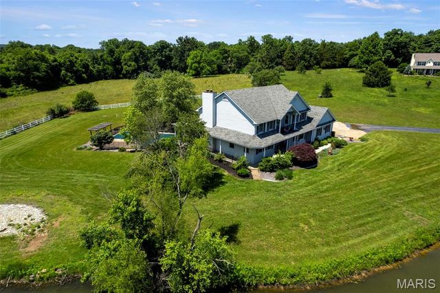 4765 Quail Run Road, Farmington, MO 63640