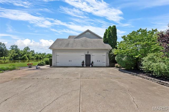 4765 Quail Run Road, Farmington, MO 63640