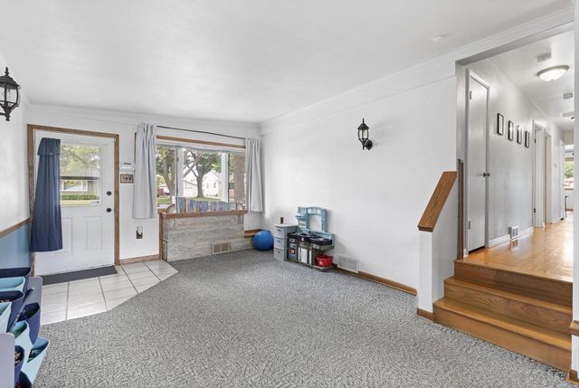 8024 N 62nd STREET, Brown Deer, WI 53223