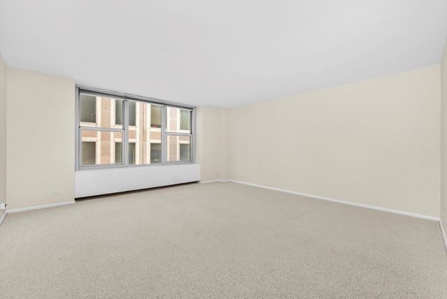 777 N Michigan Avenue 2202, Chicago, IL 60611