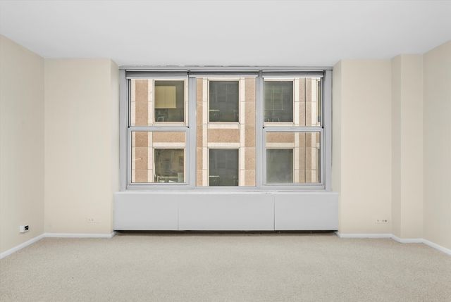 777 N Michigan Avenue 2202, Chicago, IL 60611