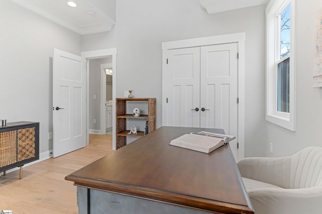 230 E Darby Road, Taylors, SC 29687