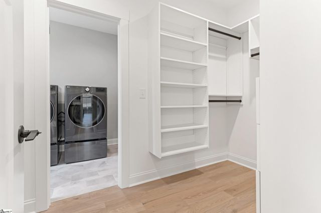 230 E Darby Road, Taylors, SC 29687