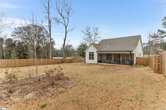 230 E Darby Road, Taylors, SC 29687