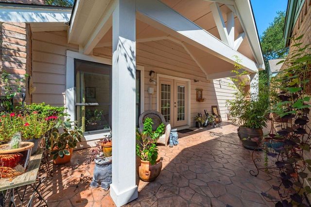 16811 Pinemoor Way, Houston, TX 77058