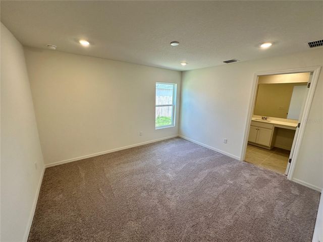 41 ROUND TREE DRIVE, Palm Coast, FL 32164