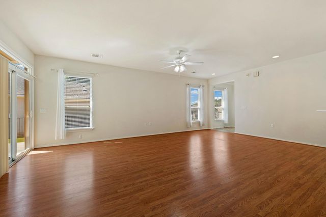 520 Mill Pond PATH, Georgetown, TX 78633