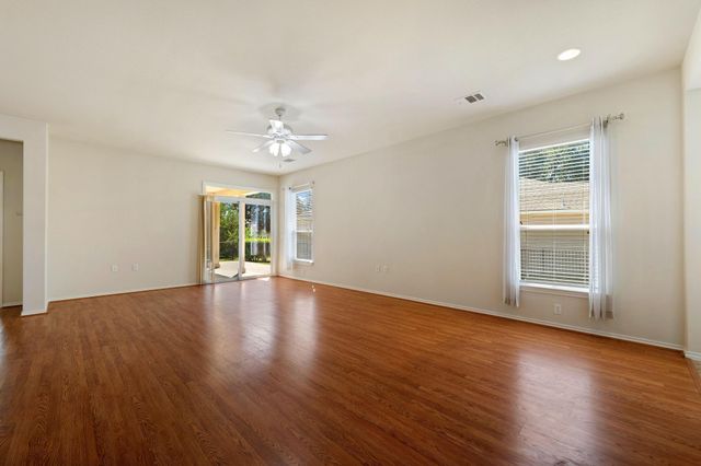 520 Mill Pond PATH, Georgetown, TX 78633