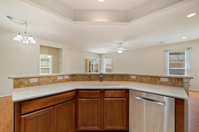 520 Mill Pond PATH, Georgetown, TX 78633