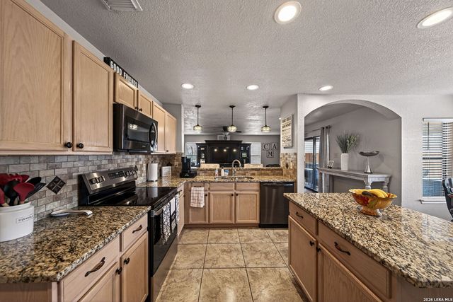 18622 Wooded Creek, San Antonio, TX 78259